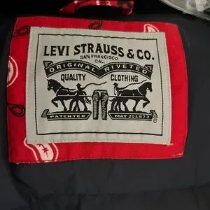 MENS LEVIS Red Bandana Puffer Jacket XL
